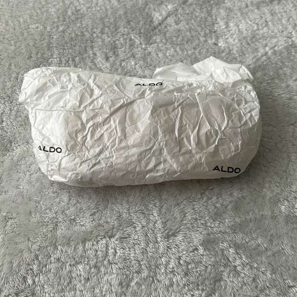 Sunglasses - Picture 2 of 3